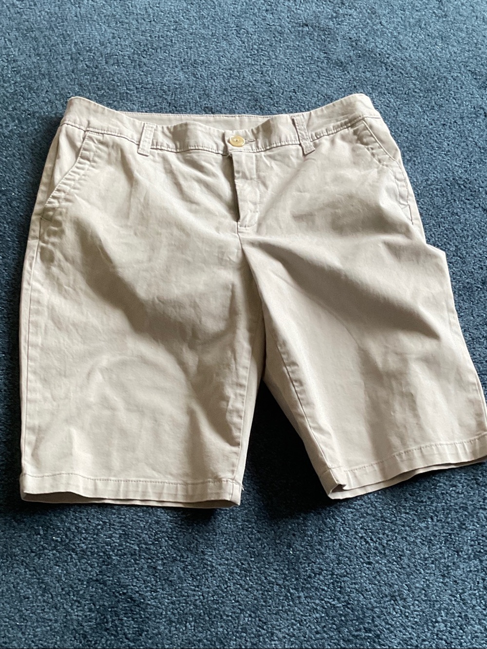 Liz Claiborne Beige/grey Women's Bermuda Shorts